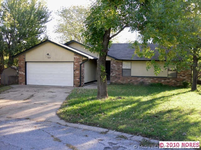14611 S Xenophon Ave, Glenpool, OK 74033 - photo 1