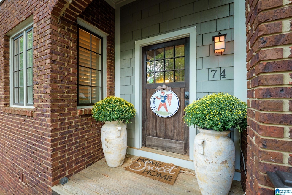 Pending $634,900 • Co-Listing Agent