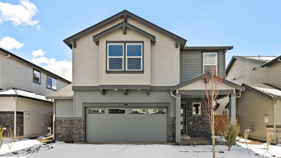 For Sale $621,995 • Co-Listing Agent
