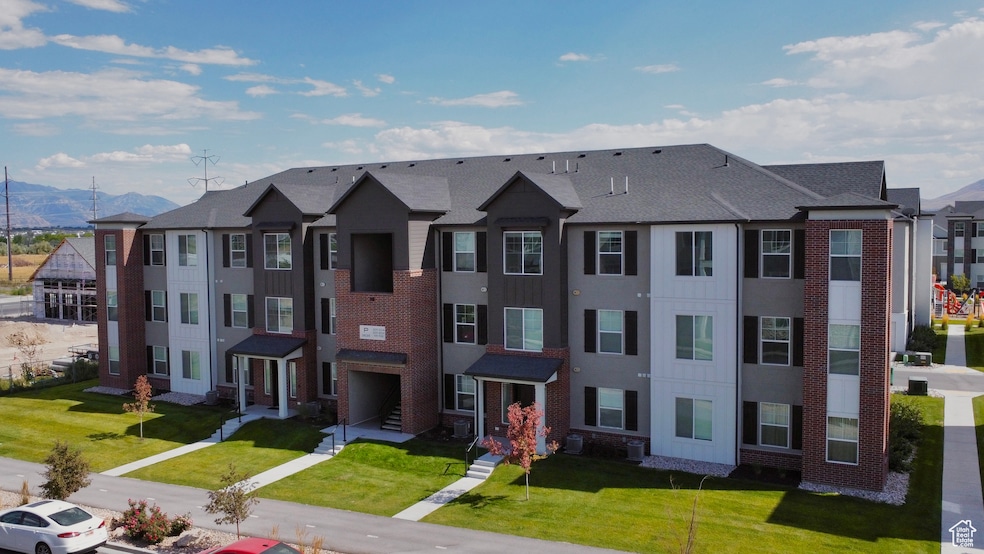 3635 W 1500 N unit P203, Lehi, UT 84043 - photo 1