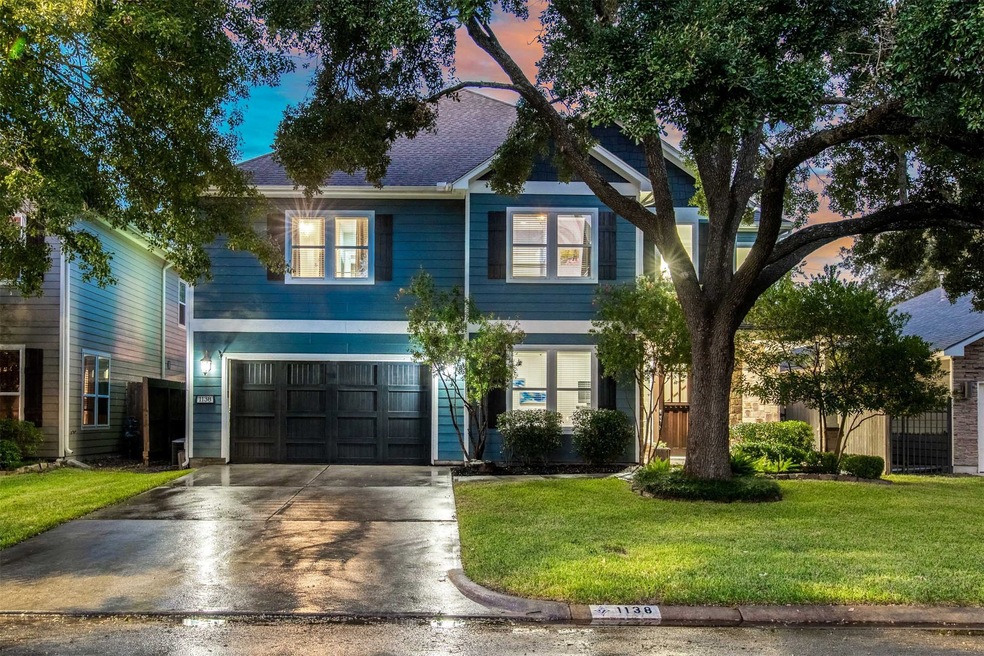 1138 Kinley Ln, Houston, TX 77018 - photo 1