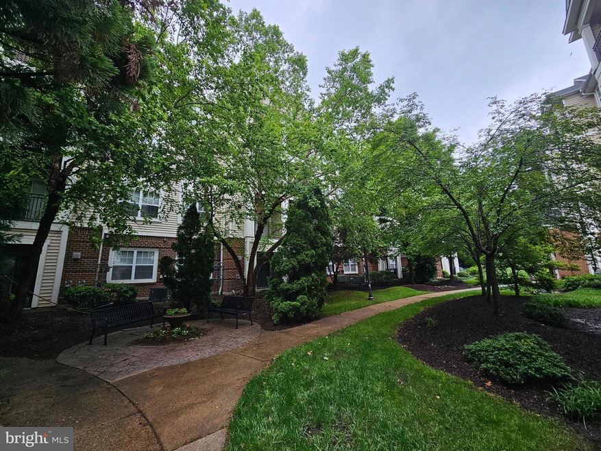 Bryson At Woodland Park unit 103, Herndon, VA 20171 - photo 1