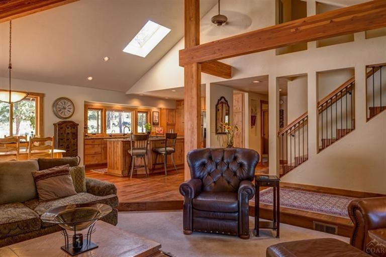 17 Yellow Pine Ln, Bend, OR 97707 - photo 1