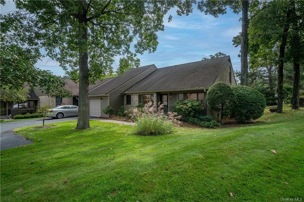 341 Furnace Dock Rd unit 65, Cortlandt Manor, NY 10567 - photo 1