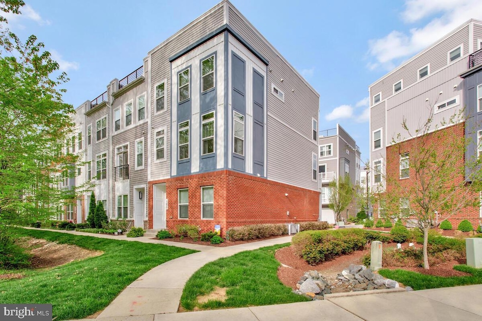 125 Lejeune Way, Annapolis, MD 21401 - photo 1