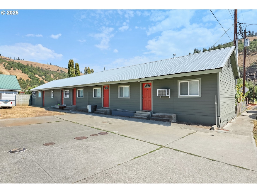 101 N Main St, Klickitat, WA 98628 - photo 1