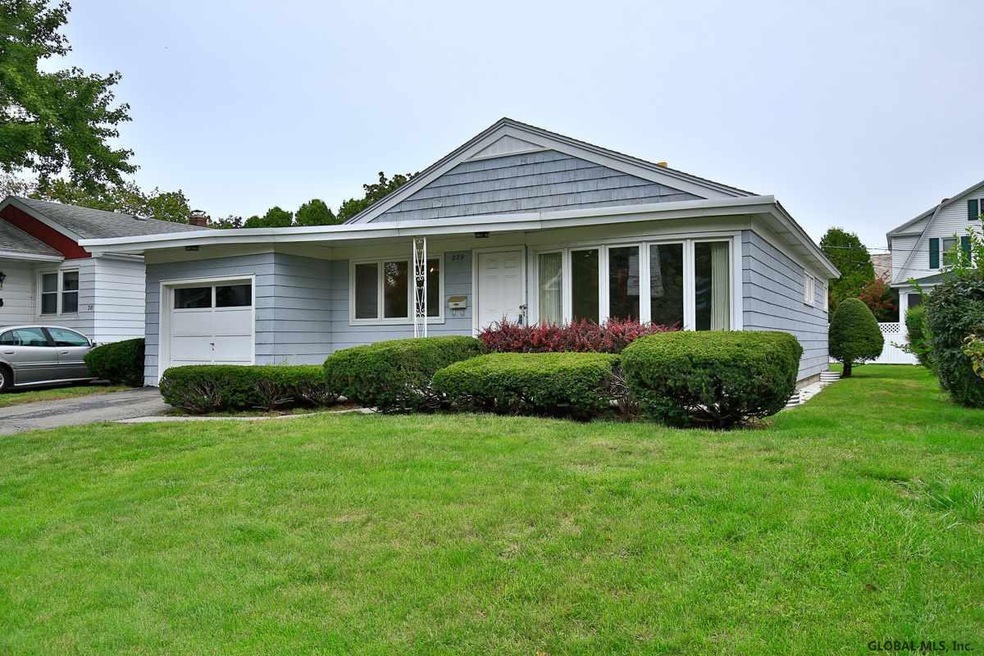 239 Whitehall Rd, Albany, NY 12209 - photo 1