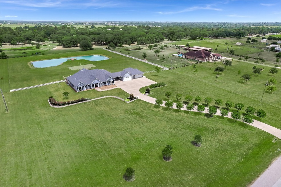 16250 Black Falcon Rd, Waller, TX 77484 - photo 1