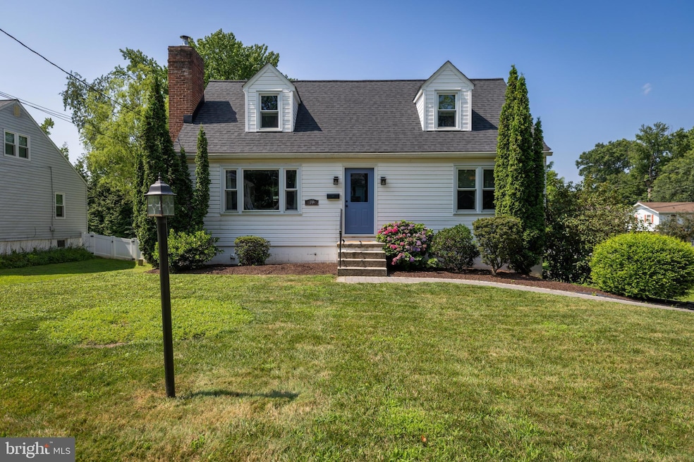 14 W Clearview Ave, Wilmington, DE 19809 - photo 1