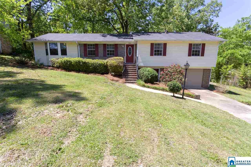 2620 6th St NE, Center Point, AL 35215 - photo 1