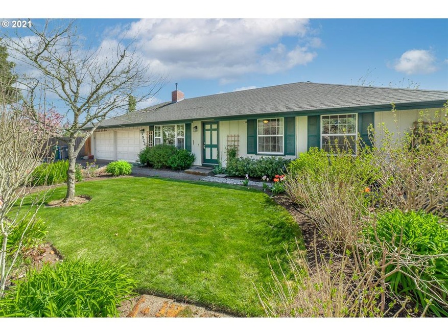 1922 Minda Dr, Eugene, OR 97401 - photo 1