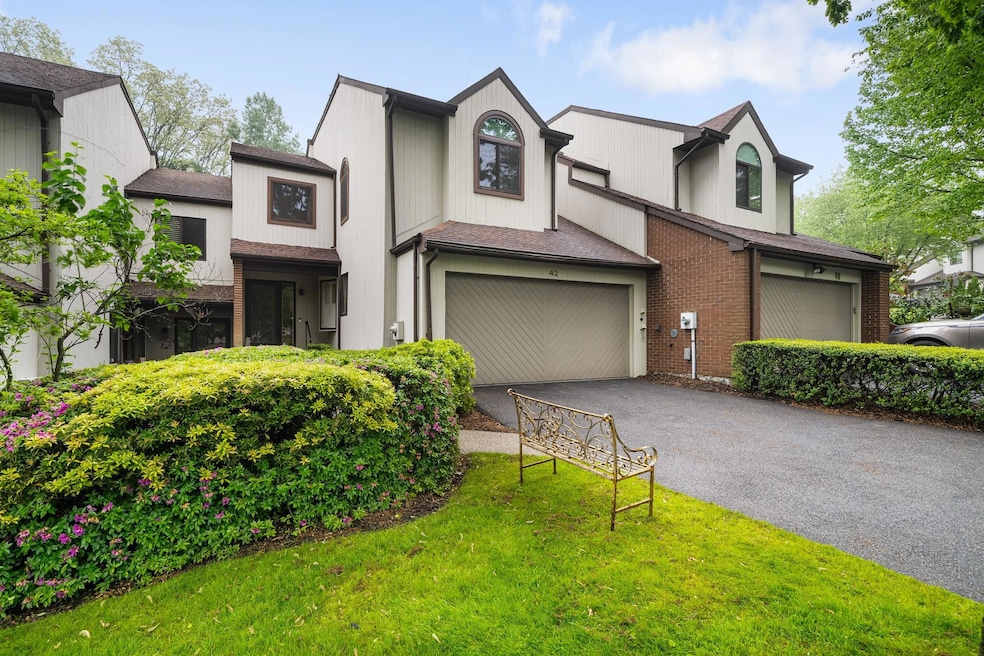 For Sale $990,000