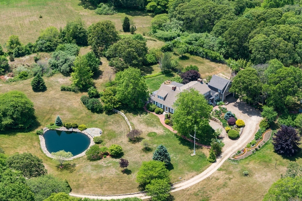 131 Merry Farm Rd, West Tisbury, MA 02575 - photo 1