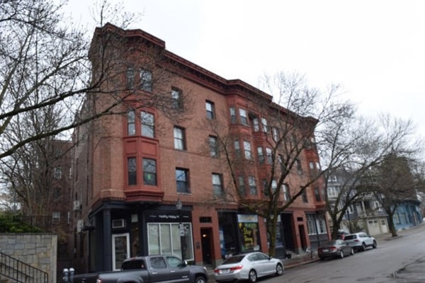 31 Station St unit 1, Brookline, MA 02445 - photo 1