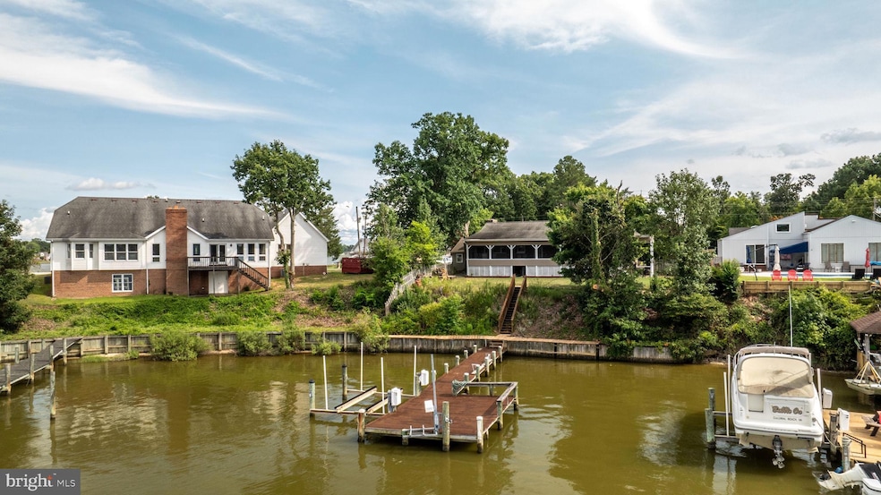 21 Waterview Point, Colonial Beach, VA 22443 - photo 1