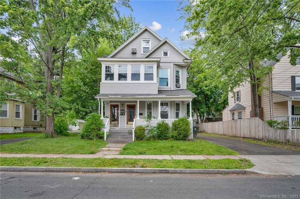 249 Whiting Ln unit 1, West Hartford, CT 06119 - photo 1