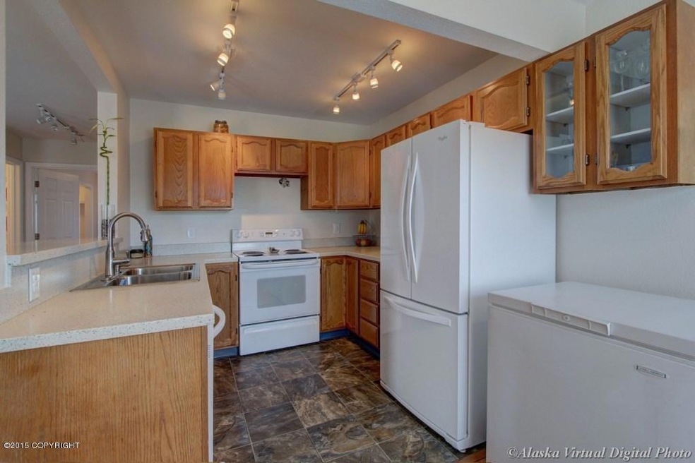 Kitchen W/All New Appliances