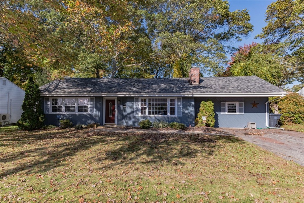 43 New Britain Dr, Warwick, RI 02889 - photo 1