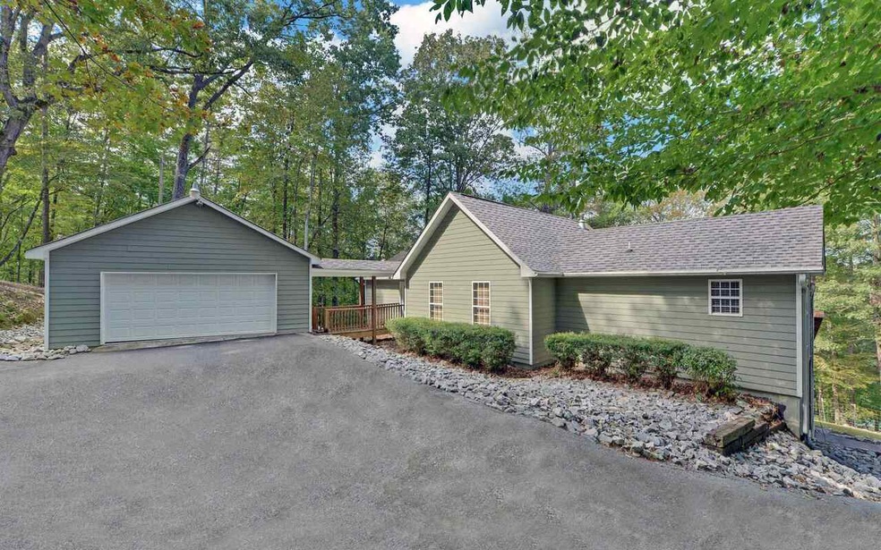 239 Waters Edge Ct, Martin, GA 30557 - photo 1