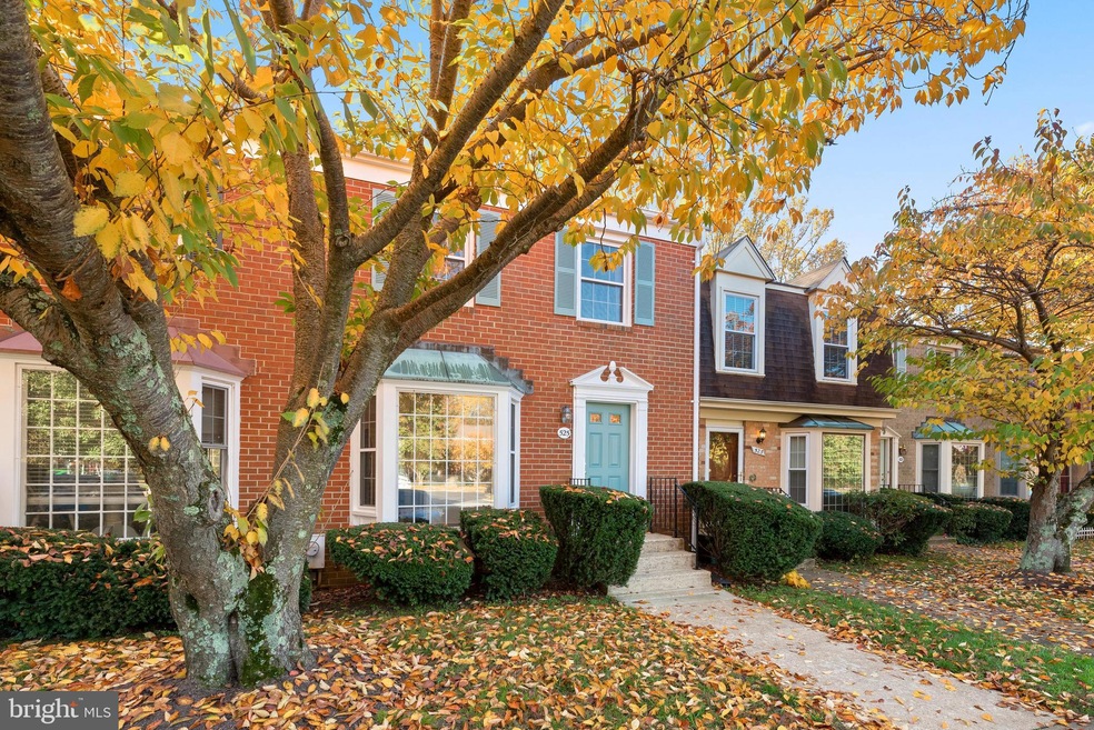 525 Bay Dale Ct, Arnold, MD 21012 - photo 1