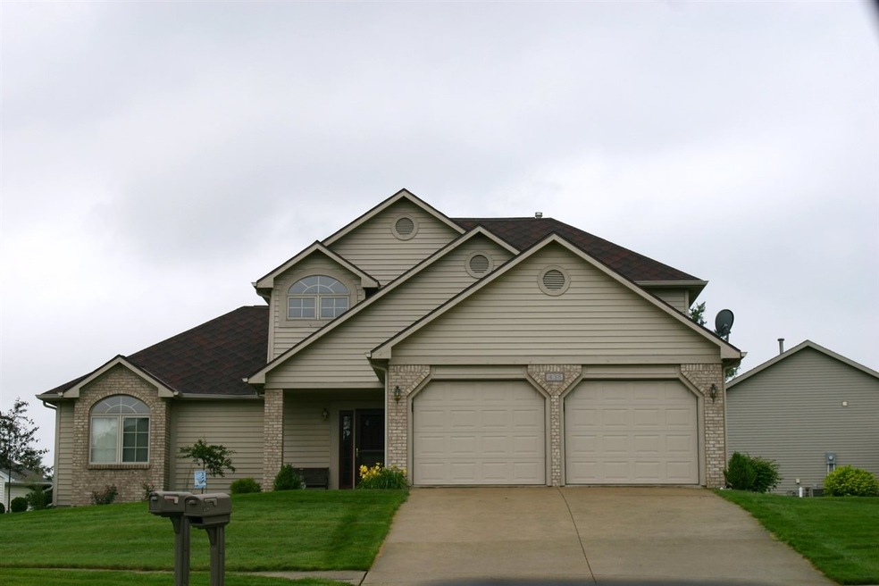 438 Lowry Way, Roanoke, IN 46783 - photo 1