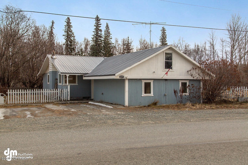 Exterior_DMD_1620-SMALL