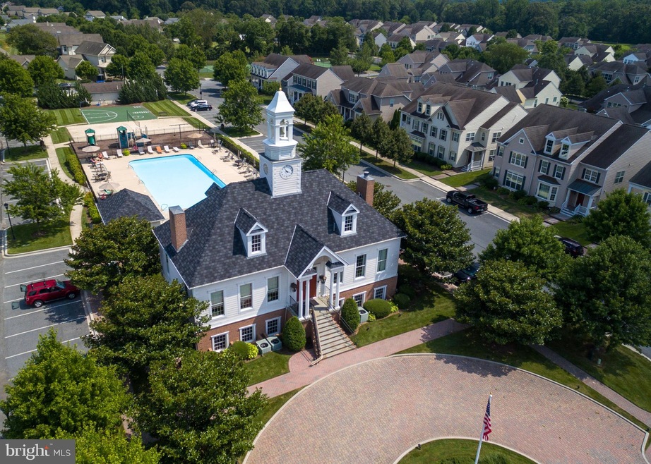 16399 Abraham Potter Run unit 402, Milton, DE 19968 - photo 1