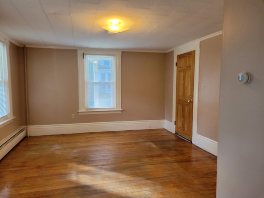 243 Court St unit 1., Keene, NH 03431 - photo 1