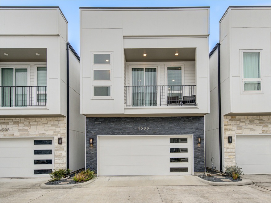 4506 Whitney Park Way, Houston, TX 77022 - photo 1