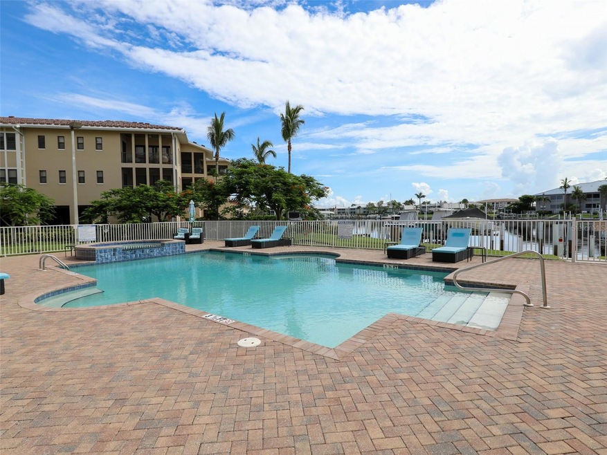 3322 Purple Martin Dr unit 131, Punta Gorda, FL 33950 - photo 1