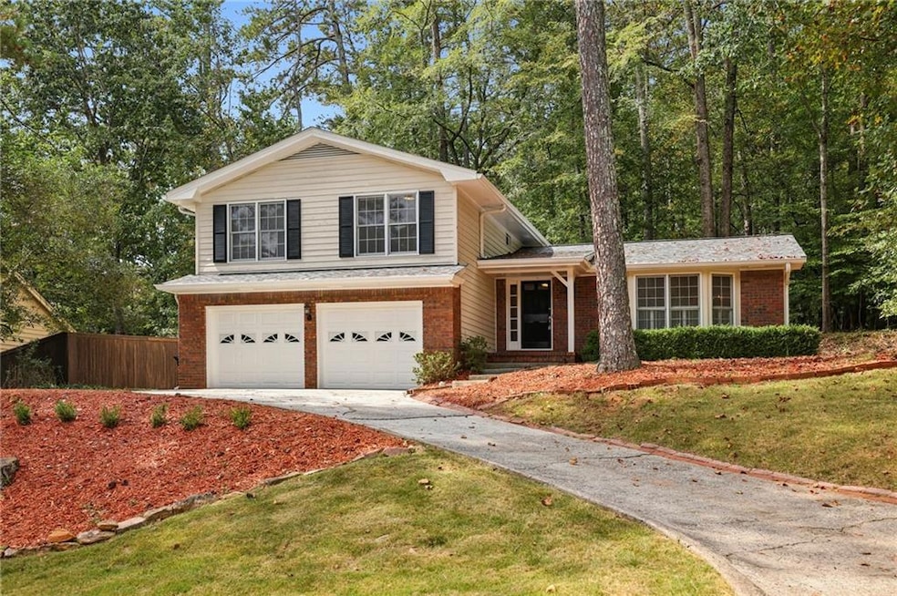 610 Trailmore Place, Roswell, GA 30076 - photo 1
