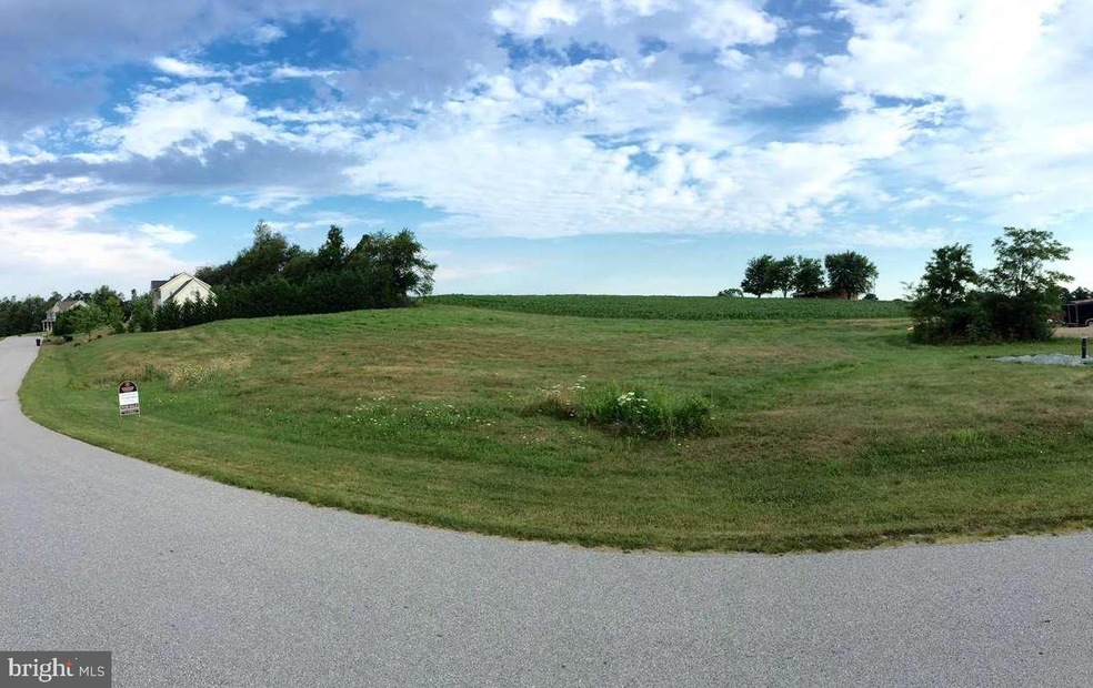 45 Lucas Dr, Littlestown, PA 17340 - photo 1