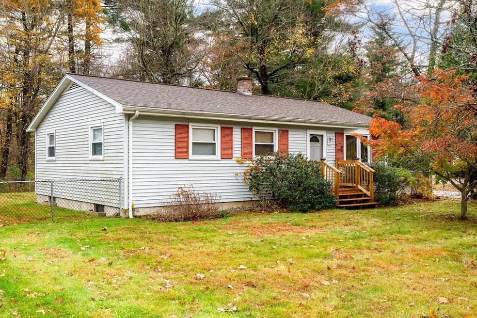 331 Grand Valley Rd, Springfield, MA 01128 - photo 1