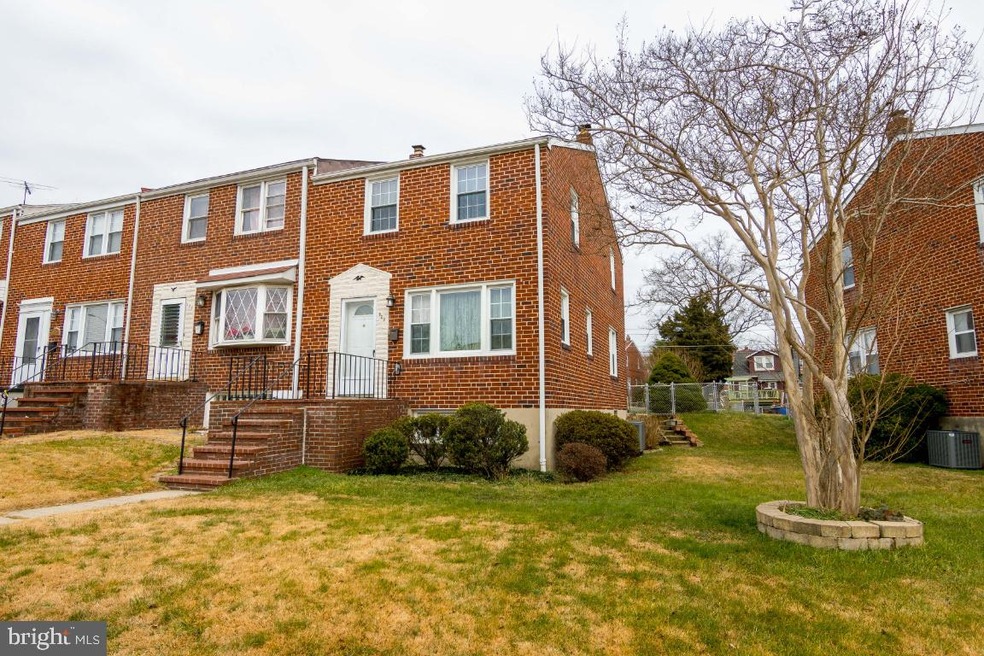 929 Palladi Dr, Halethorpe, MD 21227 - photo 1