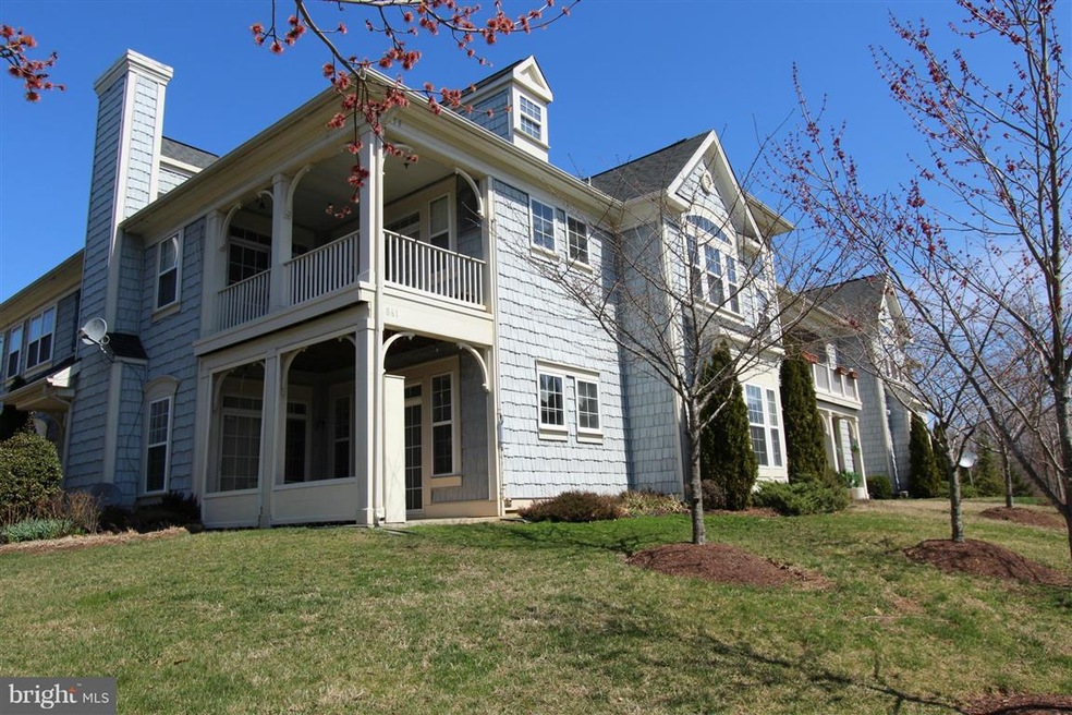 13893 Gullane Dr unit 100, Woodbridge, VA 22191 - photo 1