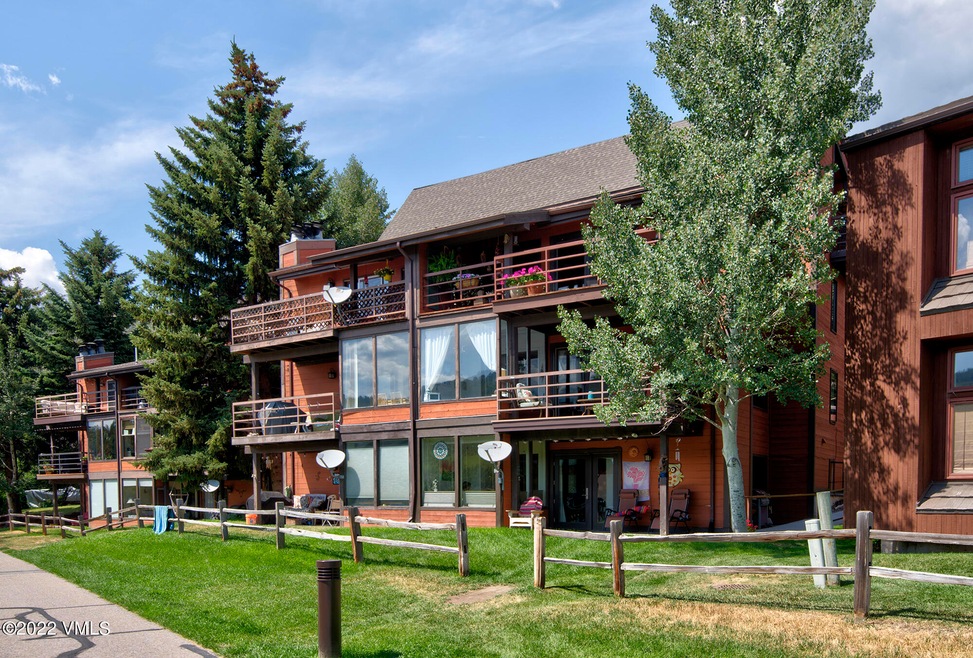 Sold $990,000 • Co-Listing Agent