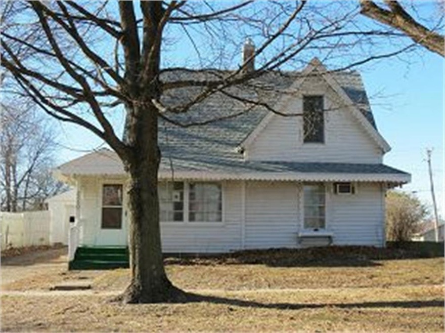 620 Main St, Maxwell, IA 50161 - photo 1