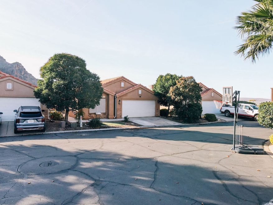 781 W 2500 S, Hurricane, UT 84737 - photo 1