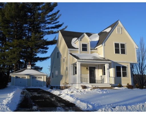 68 Dutcher St, Hopedale, MA 01747 - photo 1