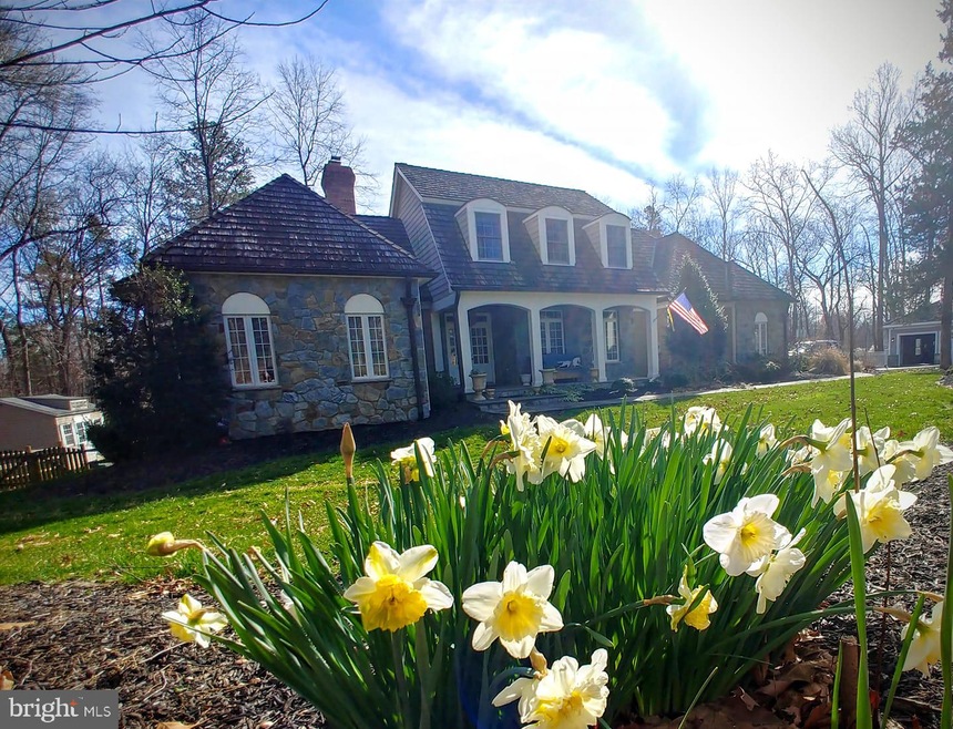 15416 Kentwell Cir, Centreville, VA 20120 - photo 1