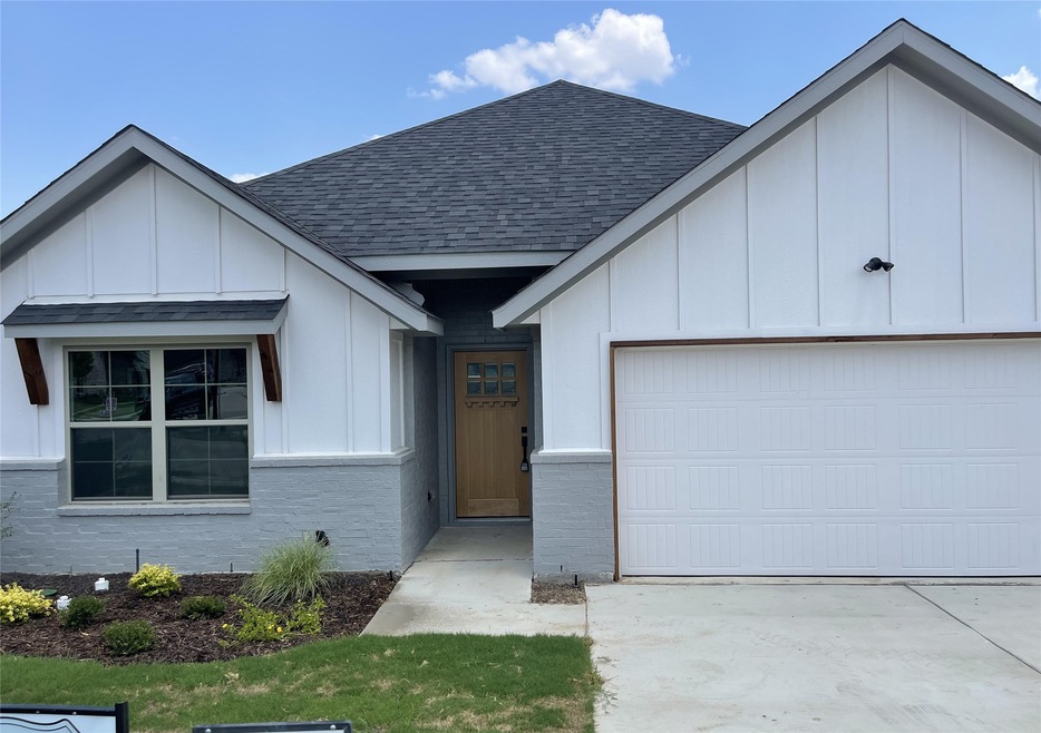 107 Ackers Turn, Corsicana, TX 75110 - photo 1