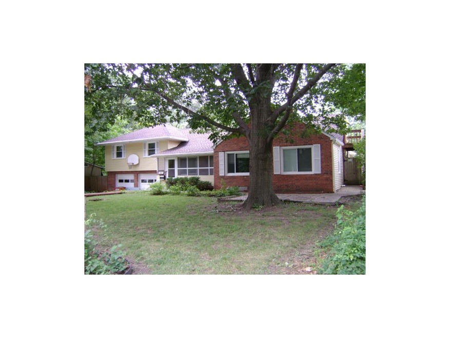 507 NW 15th St, Blue Springs, MO 64015 - photo 1