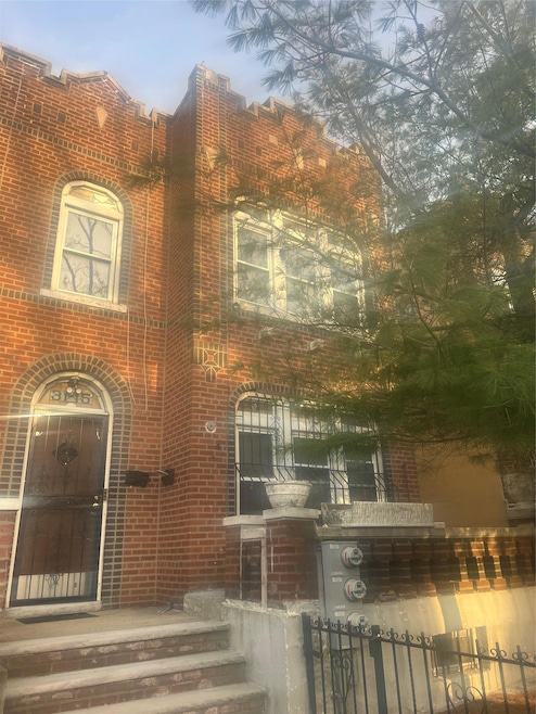 31-15 88th St, Flushing, NY 11369 - photo 1