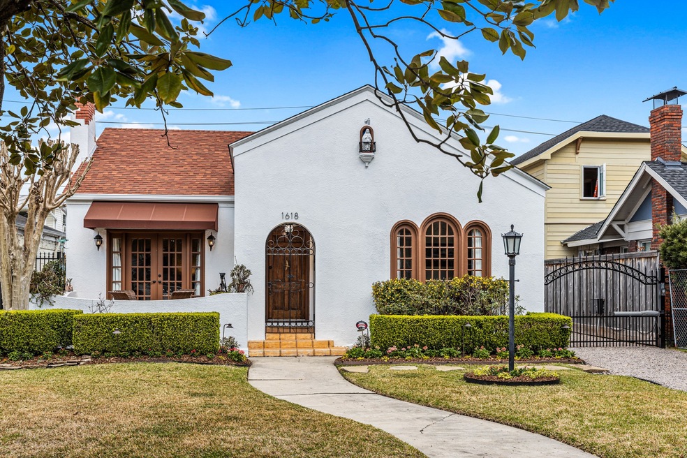 1618 Colquitt St, Houston, TX 77006 - photo 1