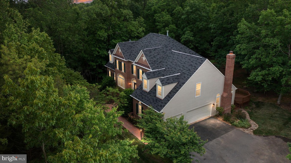 5360 Chandley Farm Cir, Centreville, VA 20120 - photo 1