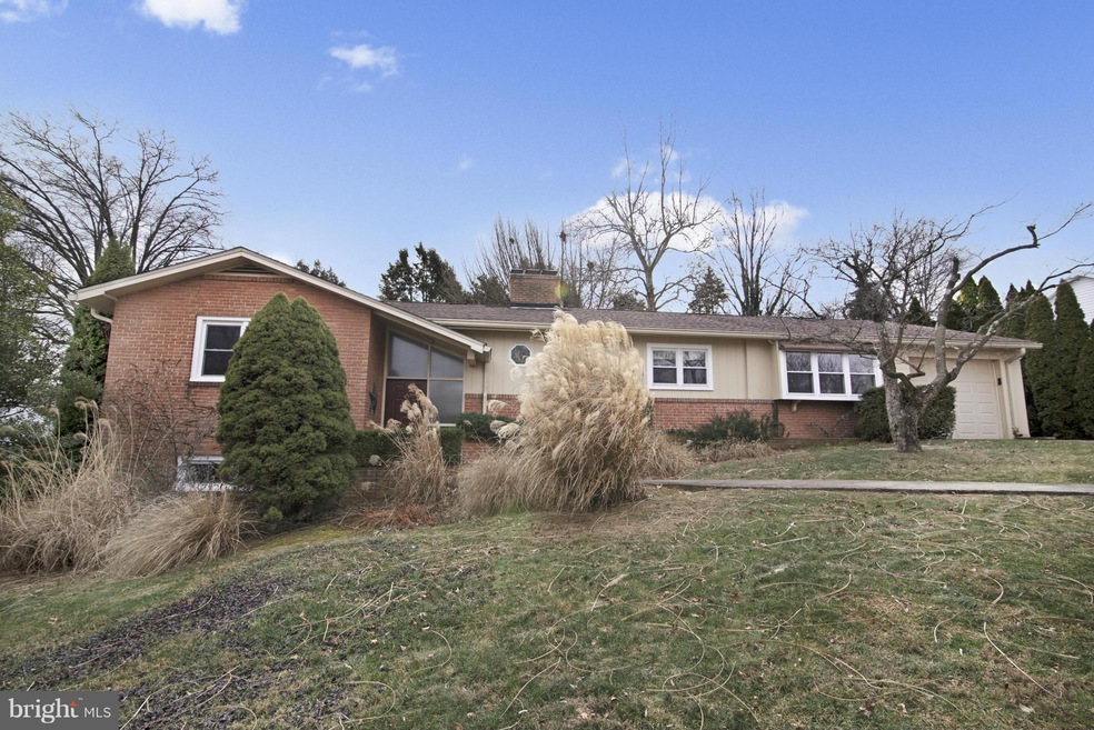 18817 Rolling Rd, Hagerstown, MD 21742 - photo 1