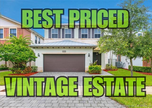 10483 NW 70th Ln, Doral, FL 33178 - photo 1