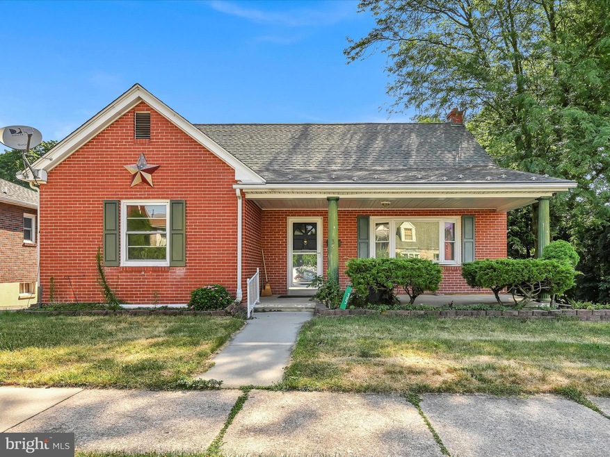 35 N 5th St, Hamburg, PA 19526 - photo 1