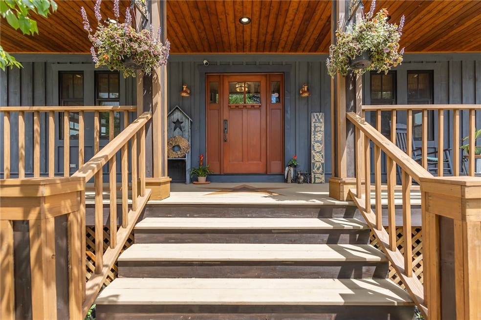 194 Campeau St, Woonsocket, RI 02895 - photo 1