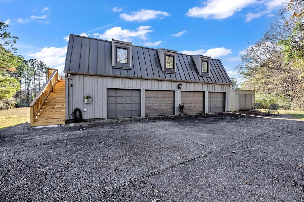 508 Glen Oaks Dr, Jasper, AL 35504 - photo 1